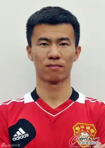 中国男足拍摄全家福合影