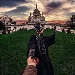 最不要脸的一对夫妻穿着旗袍来到了台湾