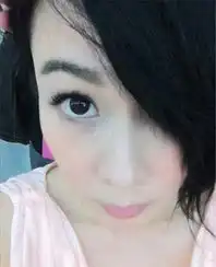 明星装嫩卖萌自拍