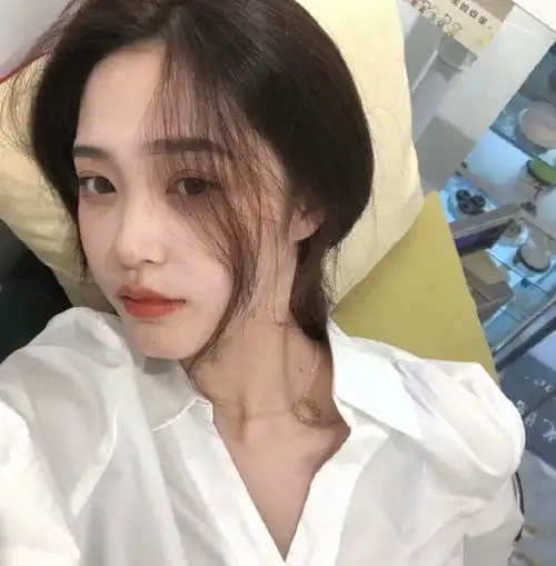 女生头像难过大于快乐的关系,应该快点结束