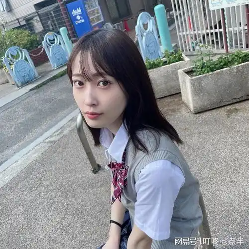 惊艳日本女星美谷朱音魅力无限