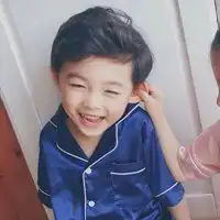 微信头像女生小孩呆萌邹