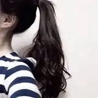 女生头像小清新马尾辫扎马尾辫的小清新女生头像