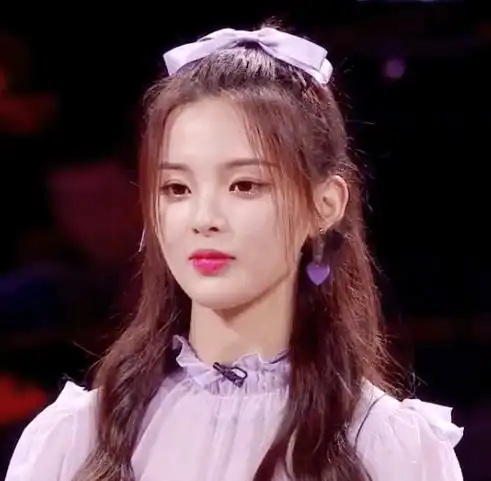 转发锦鲤杨超越,就能有开挂好运气tooyoungtoonaive