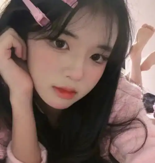 真人女生头像来日可期,愿你前程似锦