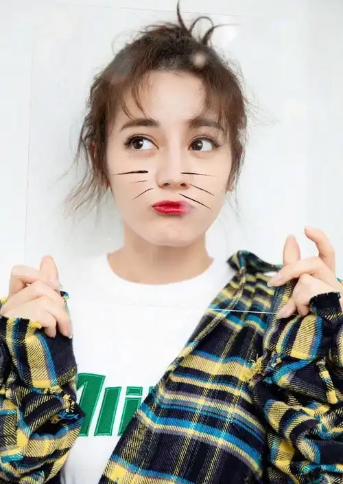 想要快点脱单的女生,画这几款妆容准没错,男生看了无法抗拒