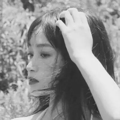 女性微信头像黑白