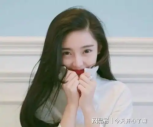 快手流行头像女生可爱和