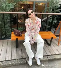 搭配图片印花衬衫爸爸裤的春装搭配,青春又时尚