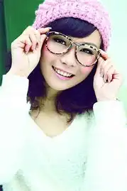 女孩火海救人被毁容续十指可能遭全部截掉
