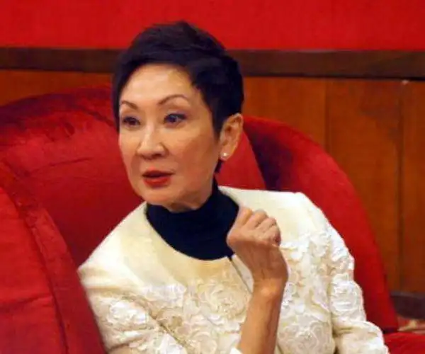他与徐克相爱30余年,却被年轻女助理插足,如今施南生过得怎么样