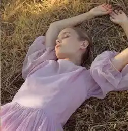 介绍一个女同学给你认识要不要