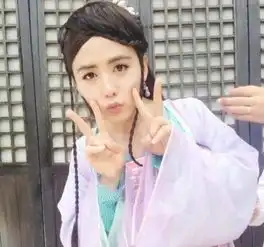 马天宇微博晒女装秒杀林志玲同性恋人曝光短信