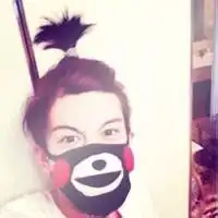 男生戴口罩帅气头像黑白头像男生