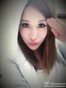 郭碧婷嘟嘴卖萌美出天际赵丽颖娜扎杨紫自拍萌化人心看明星如何自拍