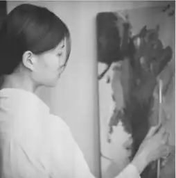 南艺文物修复专业女生走红长相酷似宋慧乔