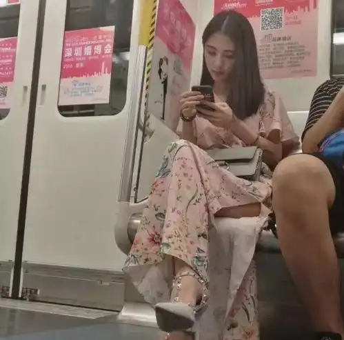 搞笑gif让你们嘚瑟,摔了吧
