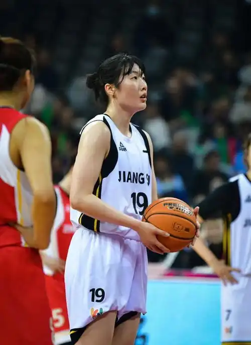 2024年全国女篮锦标赛总决赛江苏南钢pk四川女篮,谁将睥睨天下
