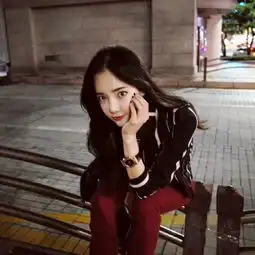 这个世界本来就不算完美美女自拍