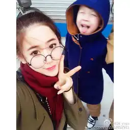 组图中戏女生晒唯美写真眼眸气质神似马苏