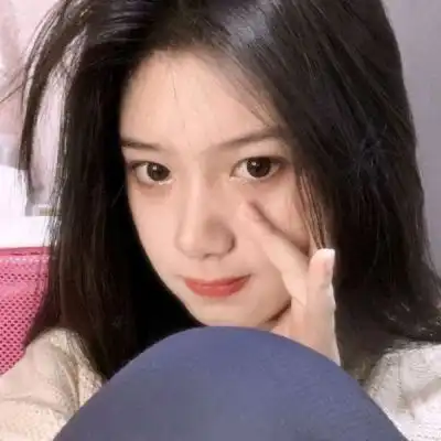 微信女生头像第一眼心动是你.