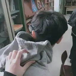 微信女头像招财吉祥带来