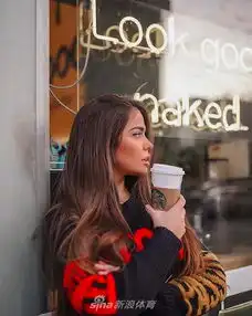 野性诱惑美女主播火辣身材