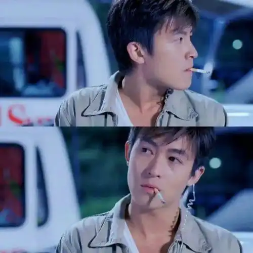 陈冠希与5岁女儿开直播,脸上皱纹清晰可见,越发神似赵本山