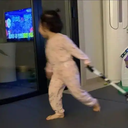关于闺蜜的文案我不喜欢和小笨蛋玩,但如果是你的话,脑瘫也没关系的
