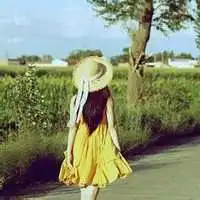 美女头像背影图片气质侧面长发微信头像图片大全