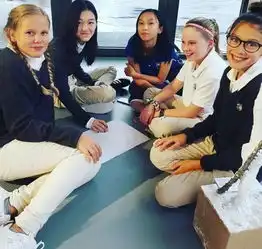 pgone再现强大女生缘王菲女儿李嫣主动关注,闺蜜也是忠实铁粉