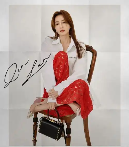 42岁的冻龄女神秦岚,凭什么美得云淡风轻原因很简单