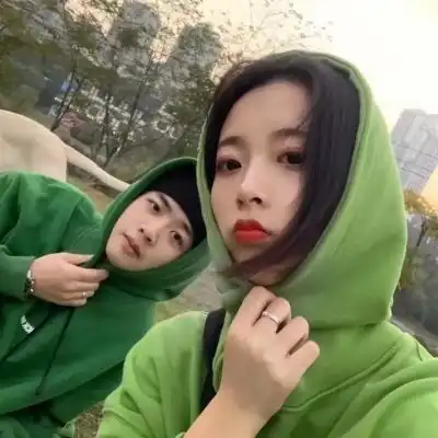 2020最潮最火女生头像帅