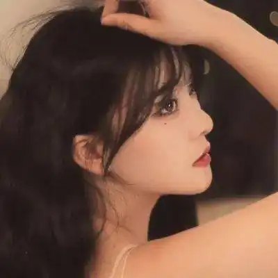 黑暗霸气风头像女锁骨