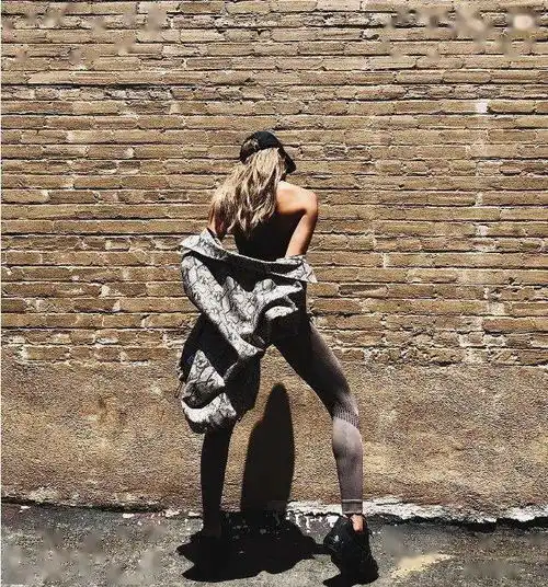 日本健身女模这身材你打几分