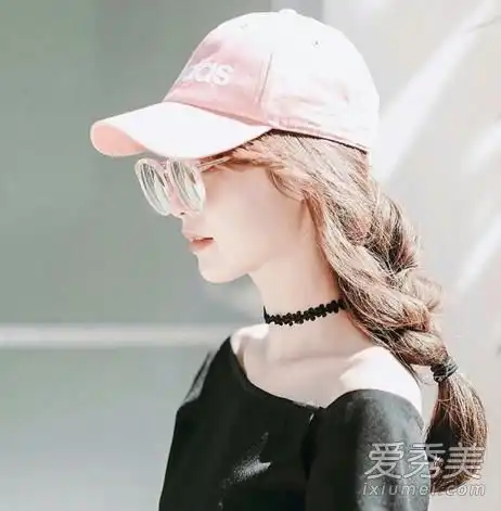 碳粉三层吸收法立即减少毛孔的5个步骤