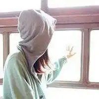 穿连帽卫衣女生背影头像微信头像图片大全