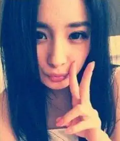 超可爱女生头像真人嘟嘴