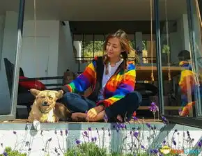 90后淘宝美女模特自述不会为了物质享受出卖自己