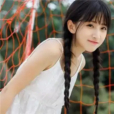 五官有硬伤,怎么能算好看呢