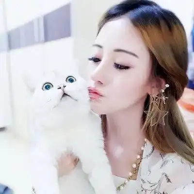 2023抖音最火头像女生唯美