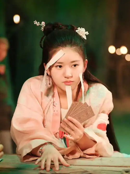 从小美到大的赵露思,于正曾亲自指导,会成为第二个赵丽颖吗