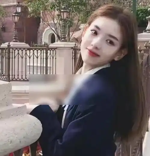 王思聪剪头发上热搜,新发型让人忍俊不禁,网友聪哥脾气挺好