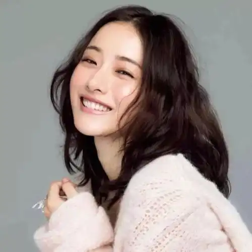 拿什么来守护少女颜这一瓶满足你的所有要求