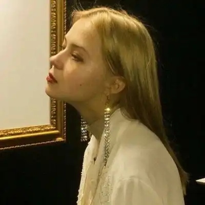 苏瓷唯美欧美女头成熟个性时女生头像我要个性网
