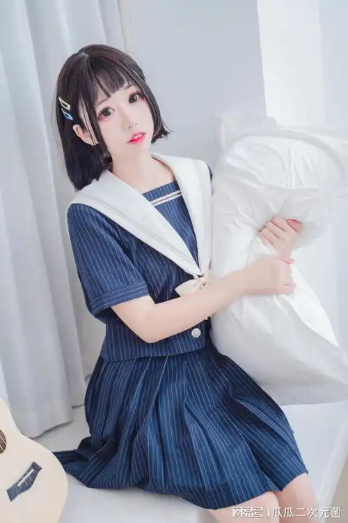 jk呆萌学妹,可爱元气少女清新蓝色系写真