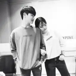 文艺情侣头像轻奢