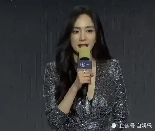 2020腾讯娱乐年度盛典影响力肖战力压王一博,女明星榜首实至名归