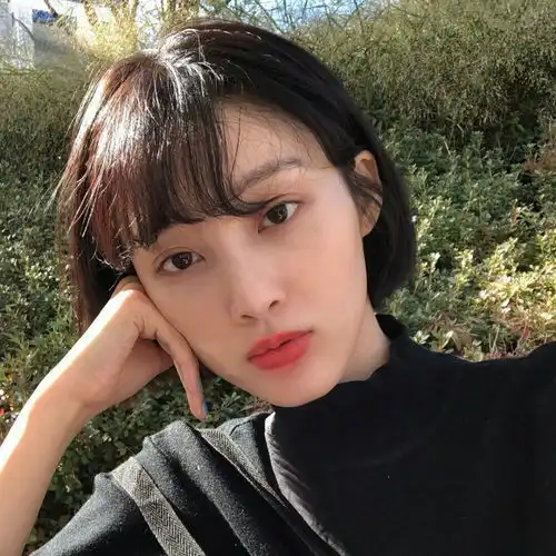 网易云音乐热评东野圭吾是这样比喻明知不可能的爱就像故意去按发炎的