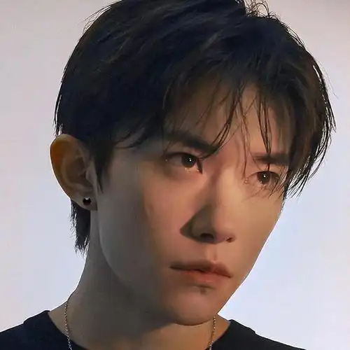 听说娱乐圈有些明星照片能量很强超旺人我看完就已经码住了